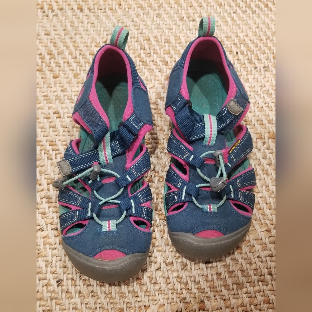 Keen Blue and Pink Outdoor Sandals with Closed Toe Design